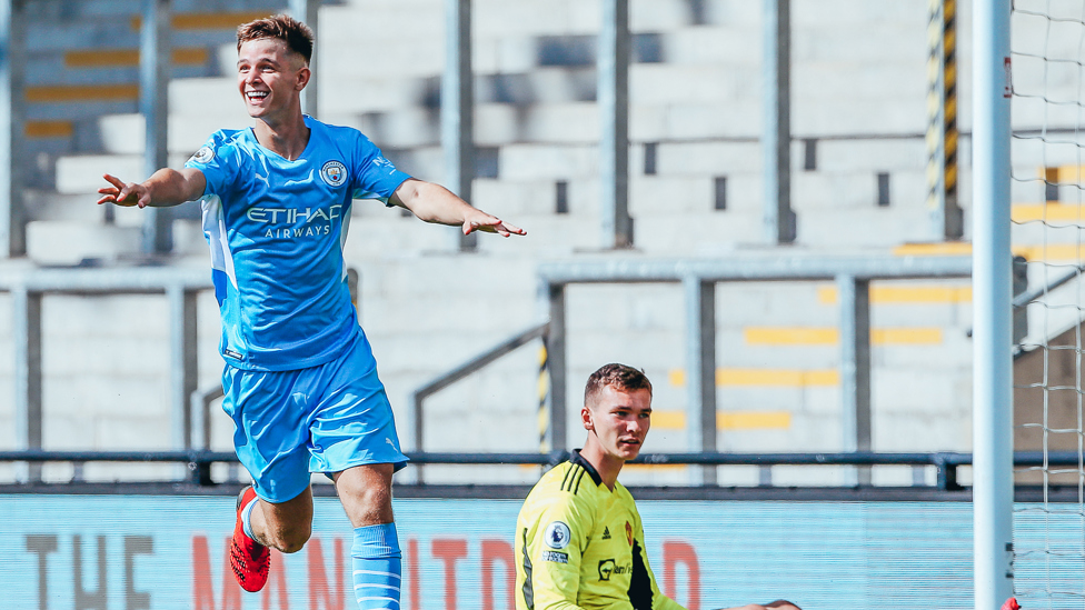 TREBLE-MAKER : Another McAtee hat-trick ensures City come away from the first Manchester derby of the PL2 campaign with another 4-2 win | 28 August 2021.