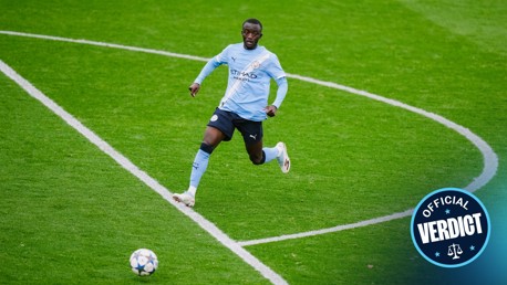 Dominant City climb PL2 table after Reading triumph