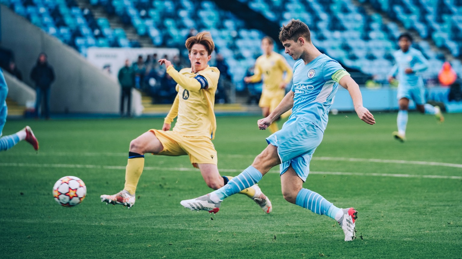 City edged out in eight-goal UEFA Youth League thriller