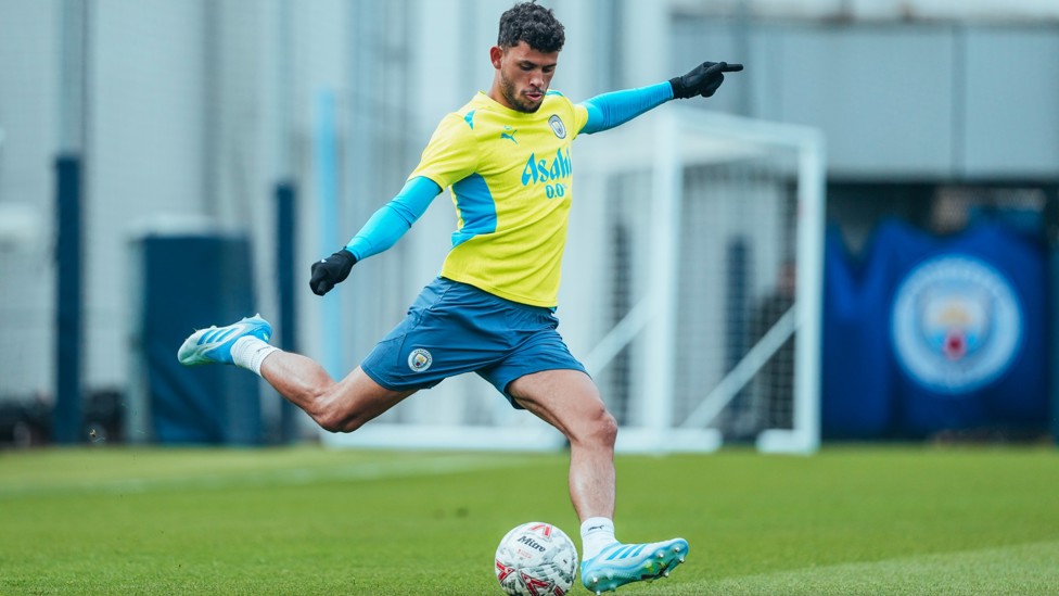 FULL FOCUS : Matheus Nunes takes part in shooting practice at the CFA