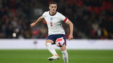 Harwood-Bellis leads England Under-21s to vital Czech Republic win