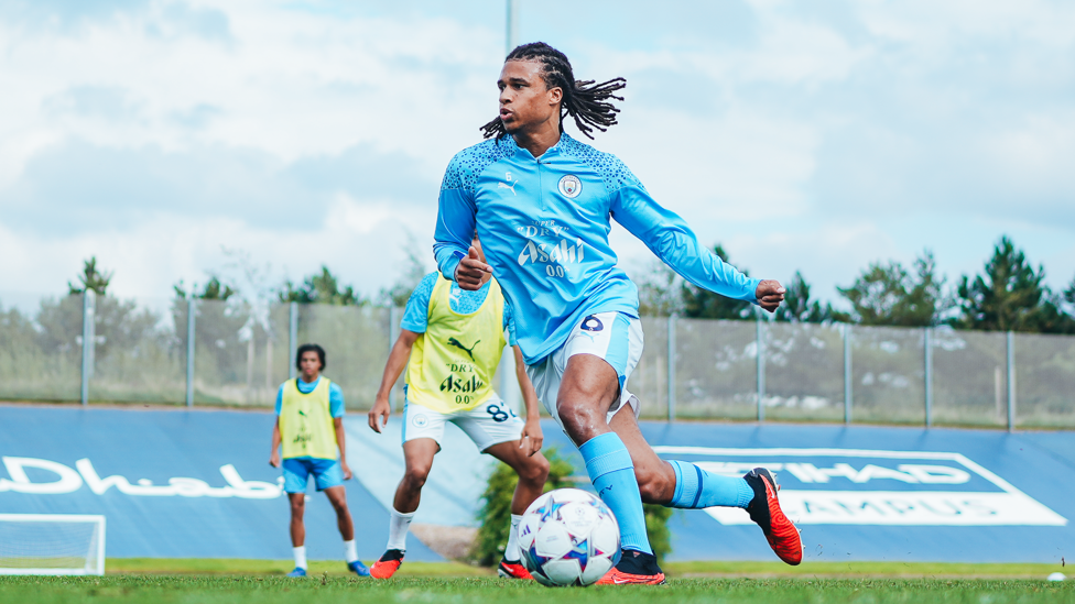 PACE : Nathan Ake accelerates into space
