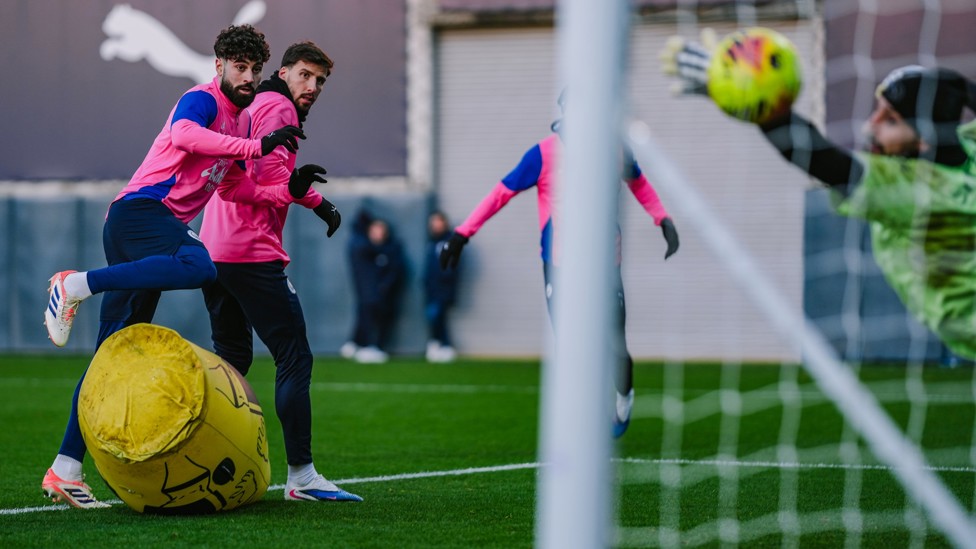 JOSKO TAKES AIM: As Ruben watches on...