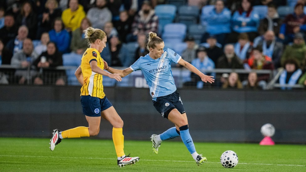 ATTACKING INTENT : Vivianne Miedema looks to switch the play