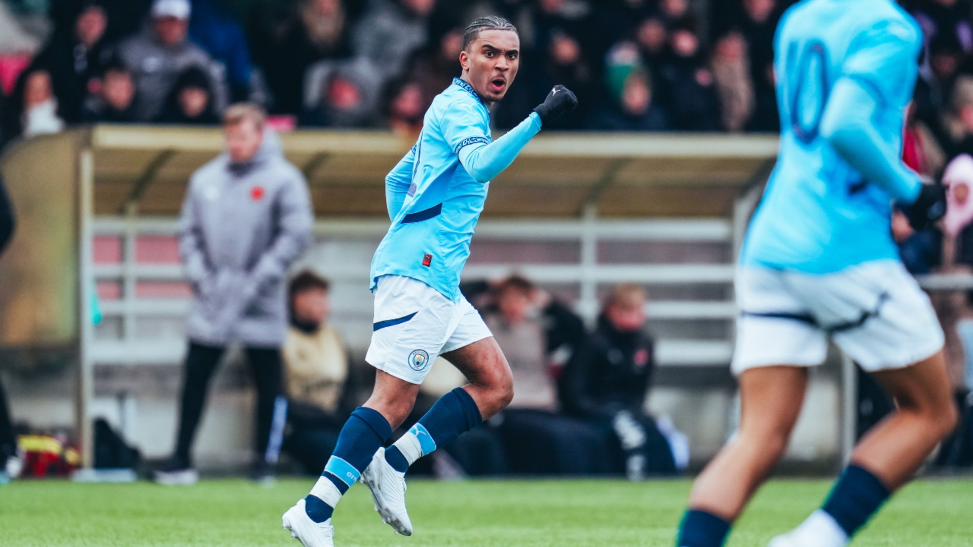 GAME ON : Lakyle Samuel levels for City!