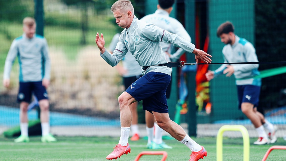 Training: Zinchenko returns to action