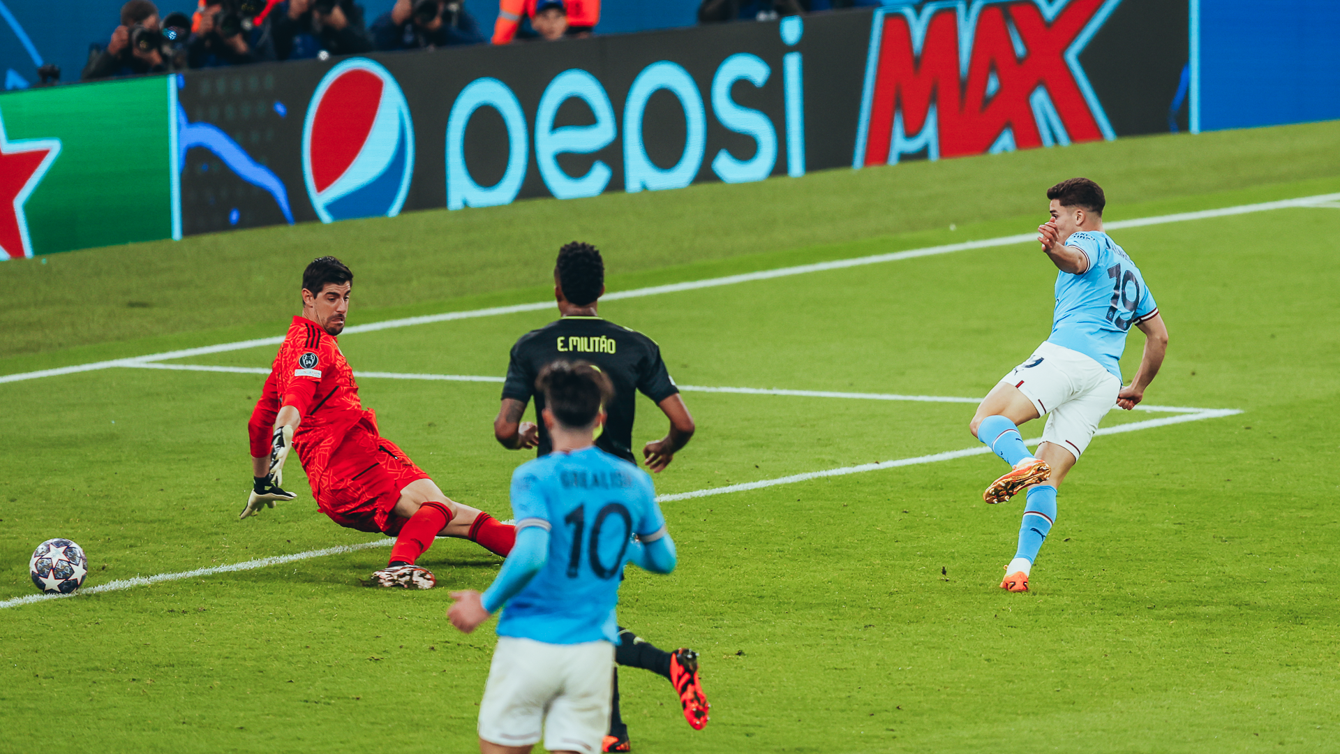 I Went On The Champions League Final Pitch 