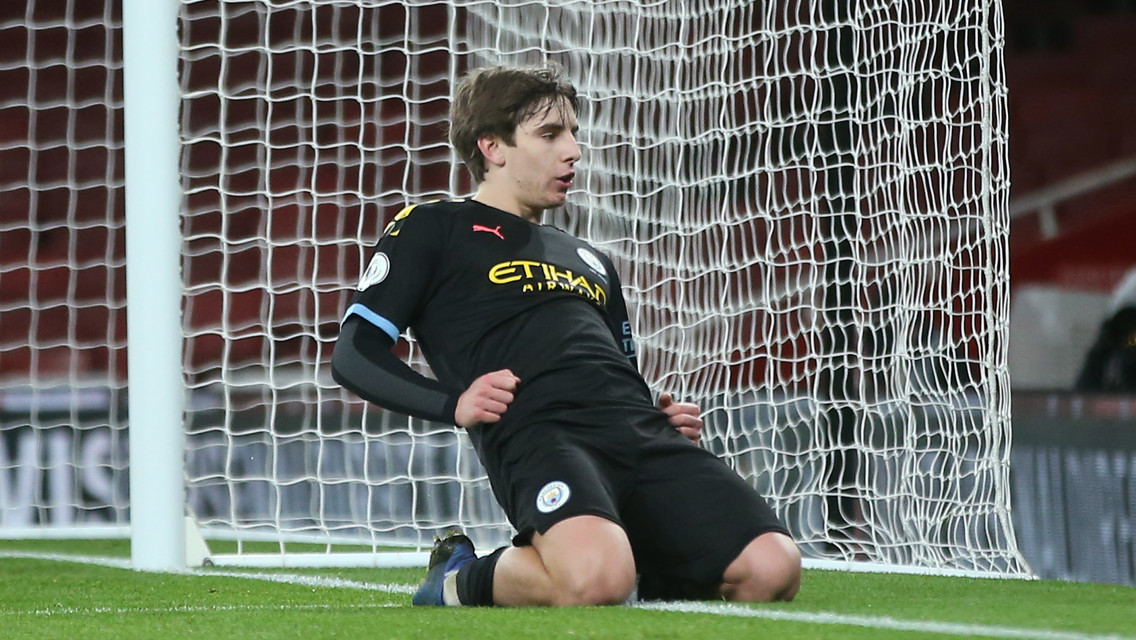 Bernabé, Jugador del Mes en la PL2