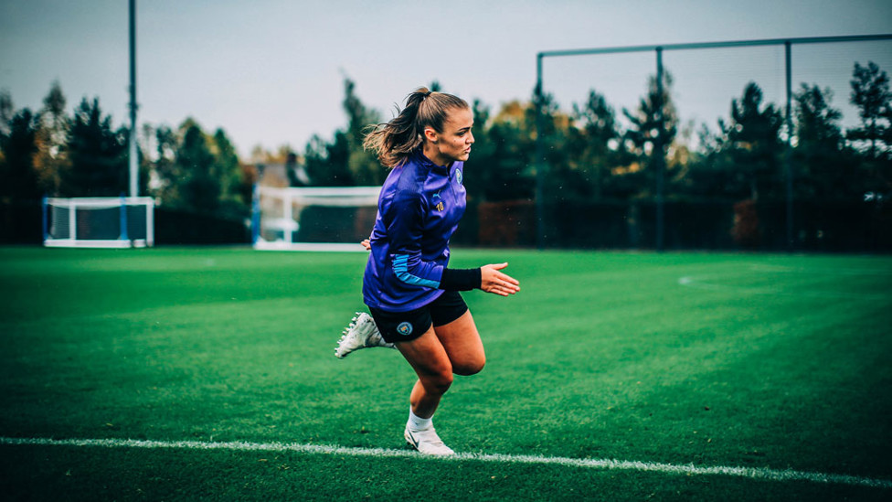 STANWAY FORWARD : Georgia Stanway shows off her speed