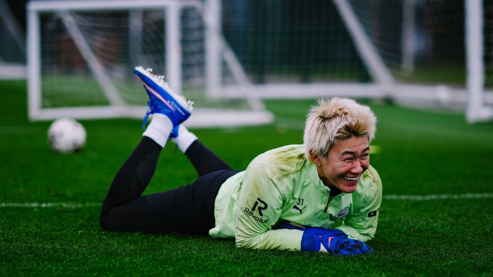 ALL SMILES : Ayaka Yamashita is enjoying the session!