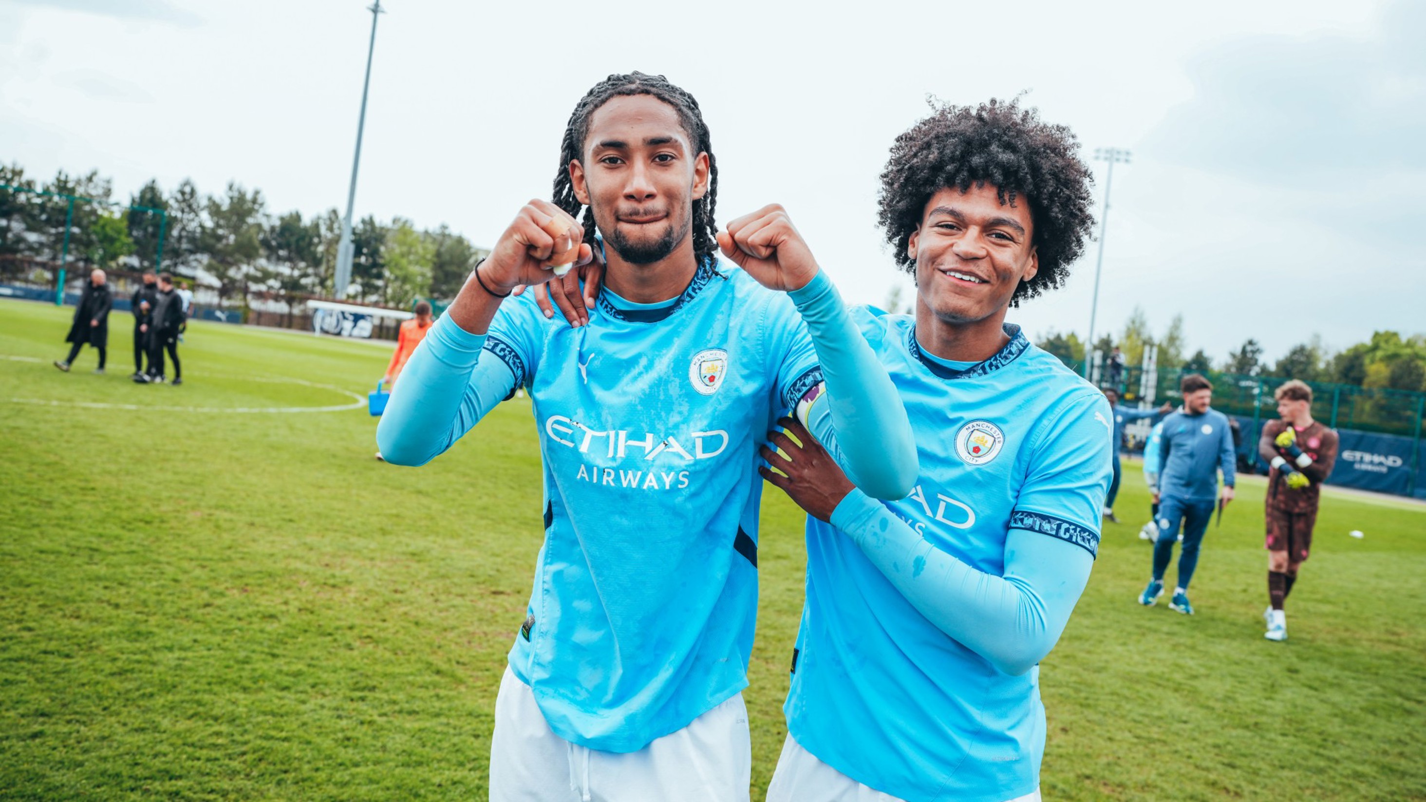 Picture of Gallery: Under-18 Premier League North title celebrations
