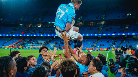 City encomenda estátua especial para De Bruyne