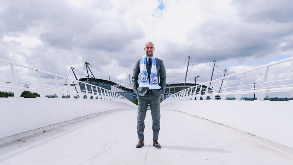 WELCOME TO CITY : Pep gets used to his new surroundings during his unveiling in 2016