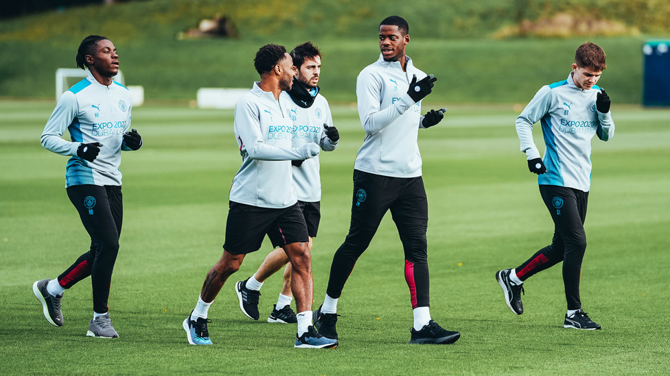 YOUTH AND EXPERIENCE : Raheem Sterling and Bernardo Silva catch up with Romeo Lavia, Luke Mbete and James McAtee