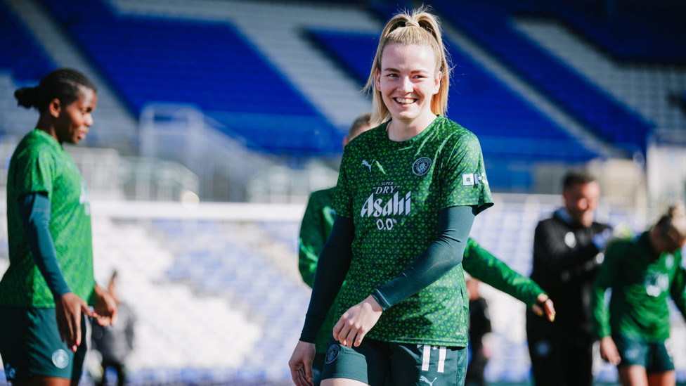 All Smiles : Lauren Hemp smiling her way into kick-off in the FA Cup