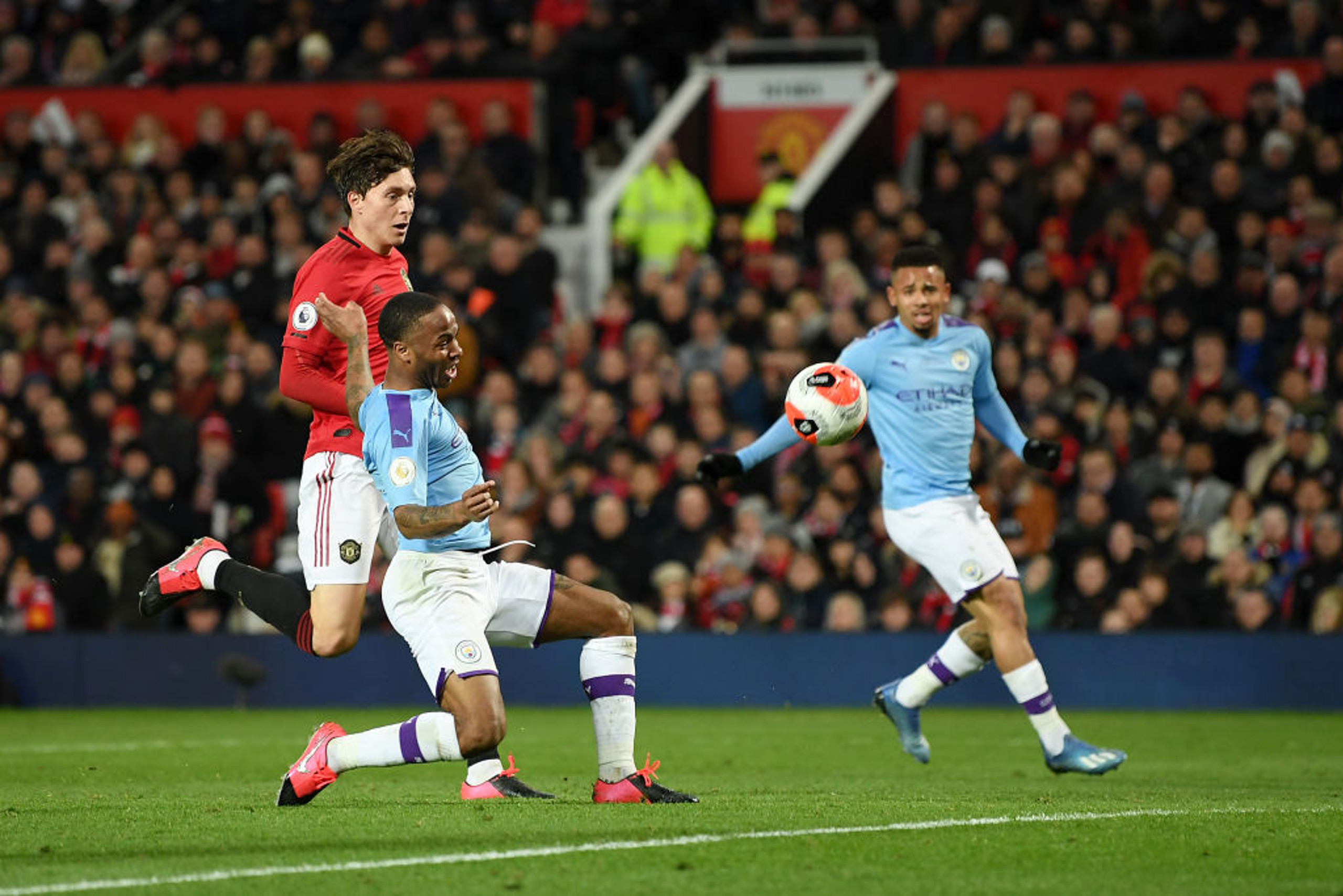 Raheem Sterling is inches away from equalising 