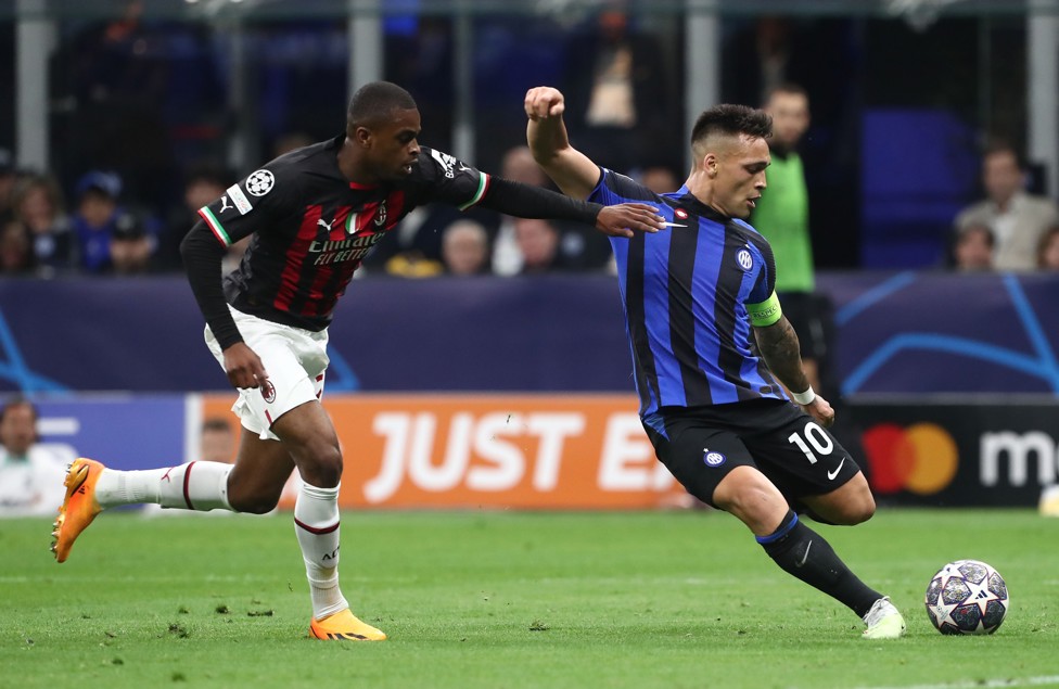 LAUTARO : Lautaro Martínez em ação na semi contra o Milan.