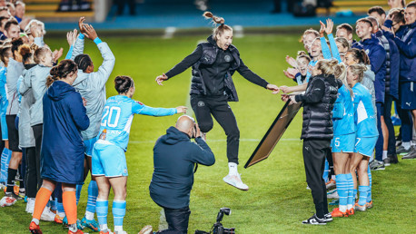 Houghton pays tribute to ‘amazing’ Bardsley