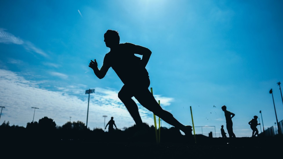 GUESS WHO? : That's Abdukodir Khusanov under the Manchester sun