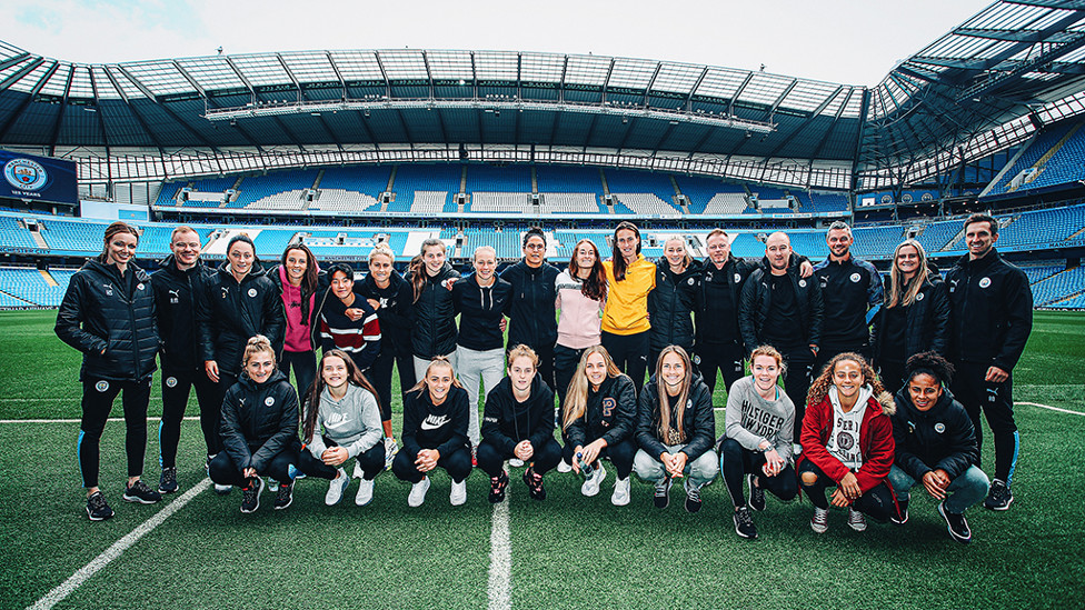 PITCHSIDE : Taking a post-training tour of tomorrow's venue.