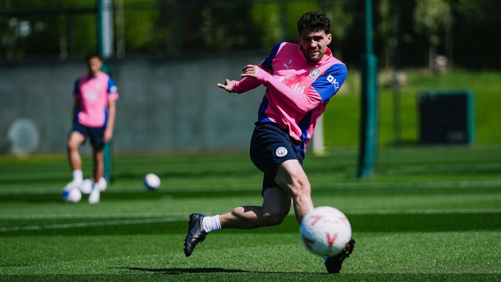 ON THE BALL : Mateo Kovacic in the heat of battle