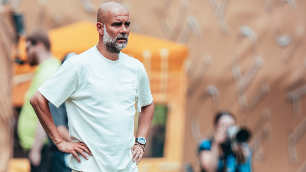 THE BOSS : Watches on.