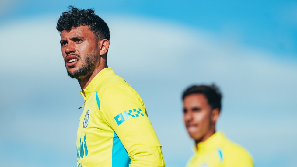 SUNNING THEMSELVES : Matheus Nunes and Vitor Reis making the most of the weather