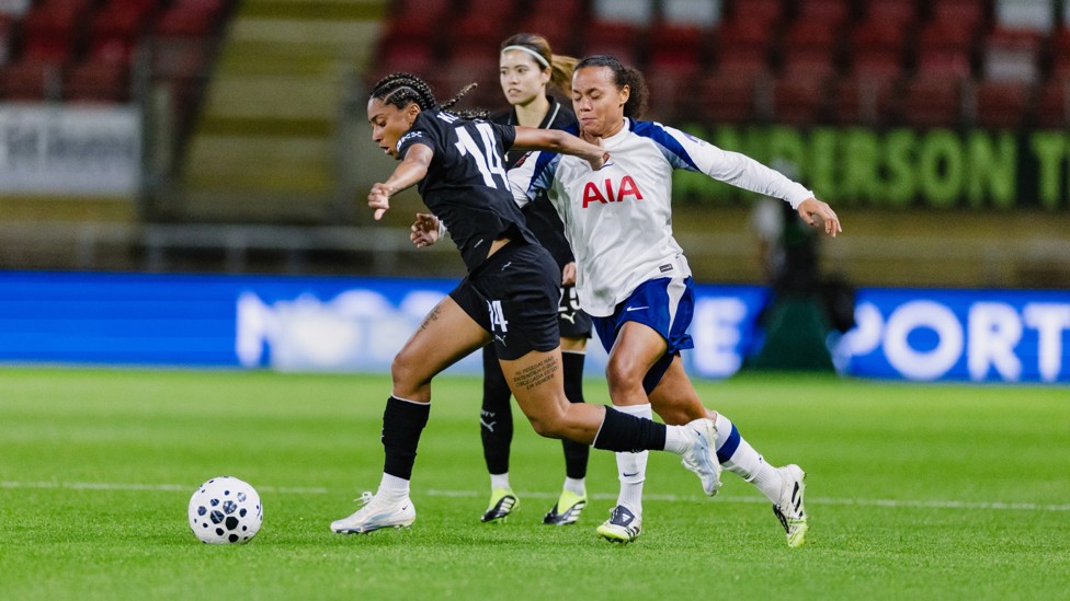 WING COMM : Kerolin skips away into space