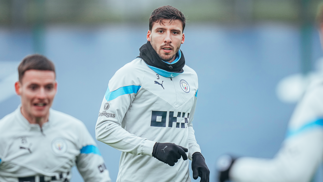 Training: Dias and Stones back in business