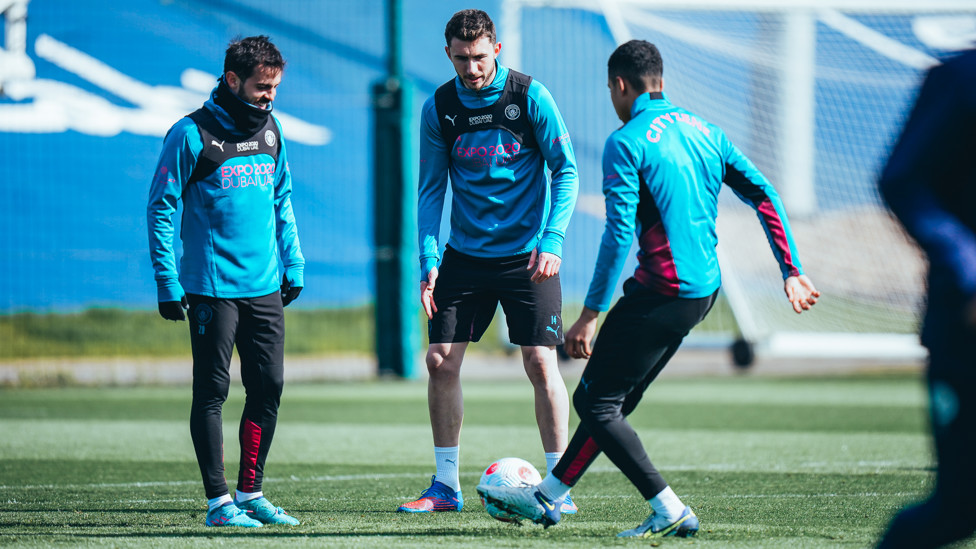 SHARP PASSES : Testing the touch ahead of Burnley!