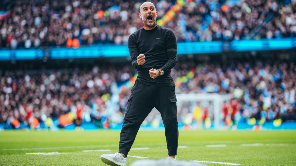 JÁ NA HISTÓRIA  : Pep é um dos treinadores mais vitoriosos da história do futebol.