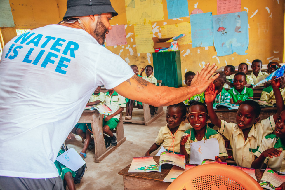 Children enjoy reading Splash, a children's book from Xylem Watermark 