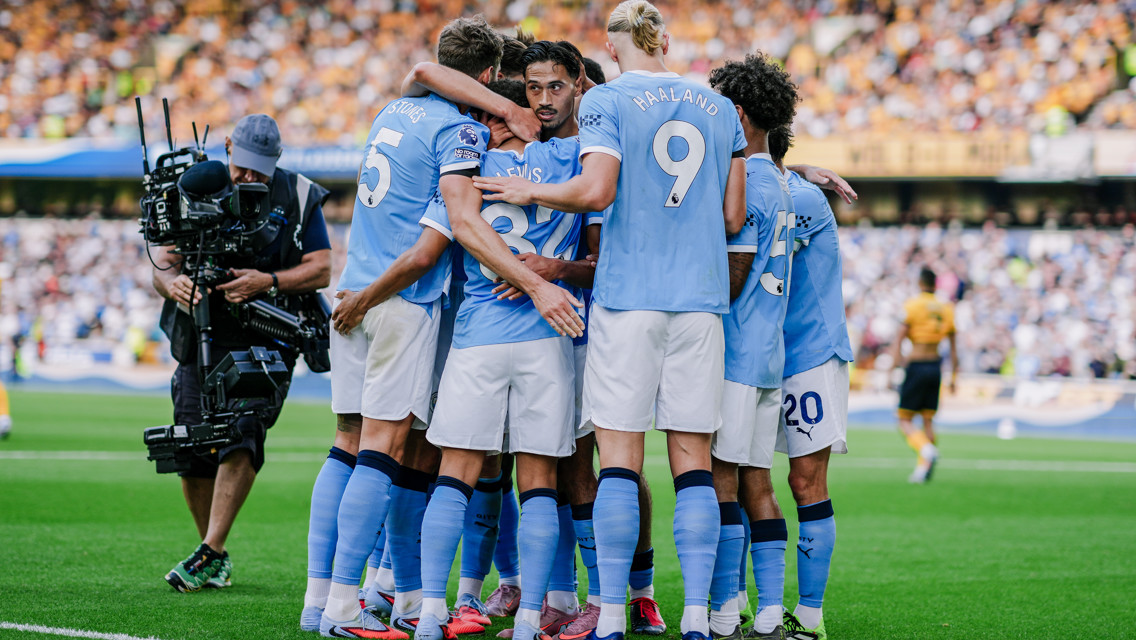 City goleia os Wolves na estreia da Premier League 2025/26 