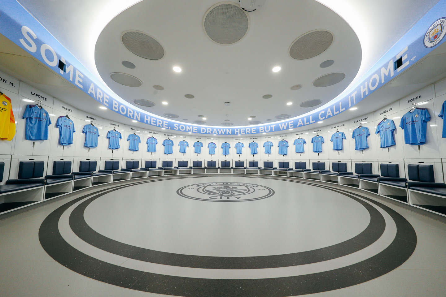 manchester city stadium tour time