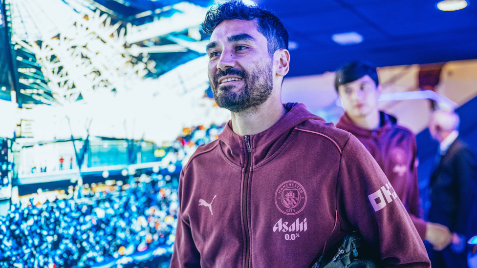 GUNDO GRIN : All smiles when arriving at the Etihad.