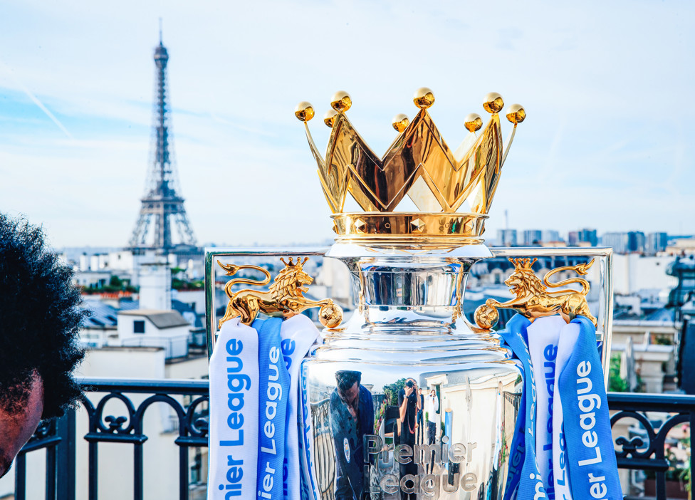 STANDING TALL : What a sight