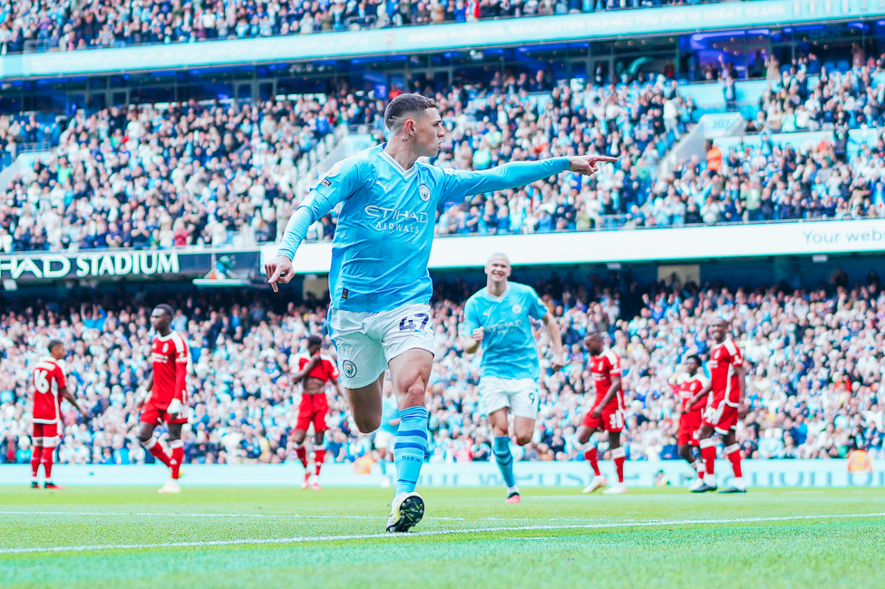 Foden comemora gol contra o Forest na temporada passada. 