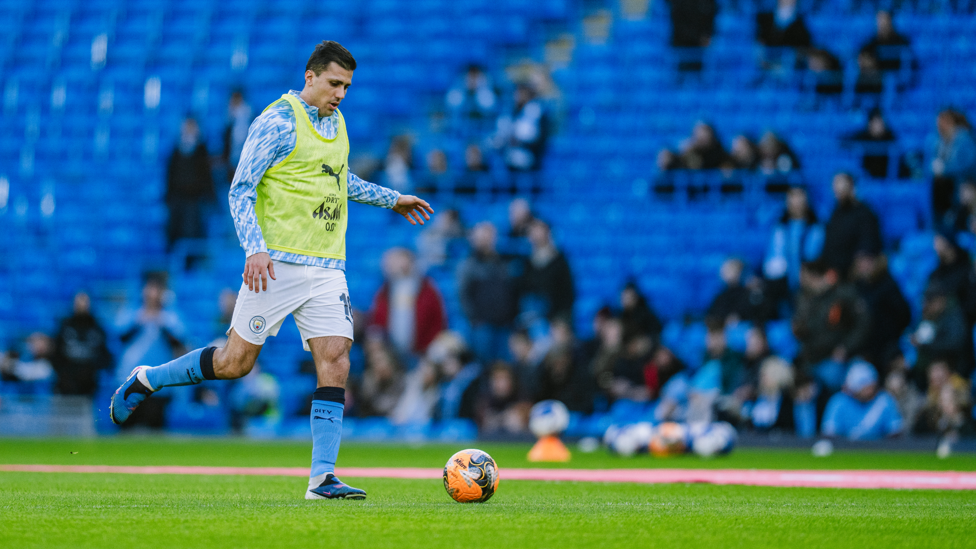READY RODRI : Finishing touches ahead of kick-off.