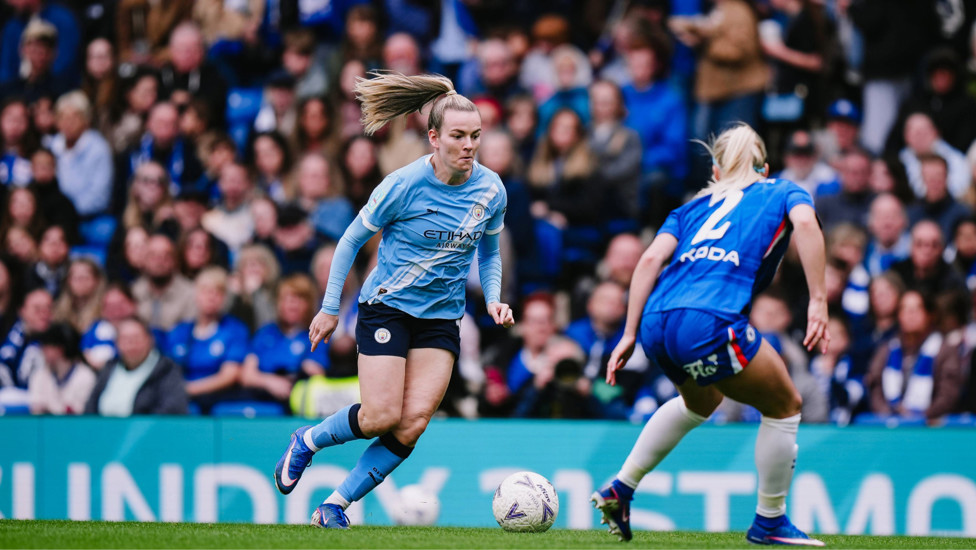 Speed : Lauren Hemp posing a consistent threat
