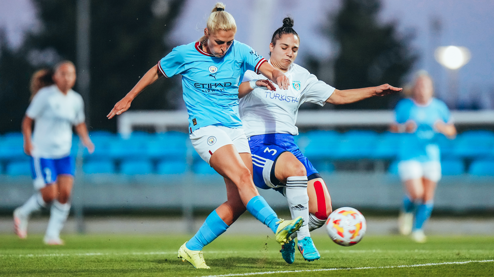 FORWARD MARCH: Laura Coombs powers through