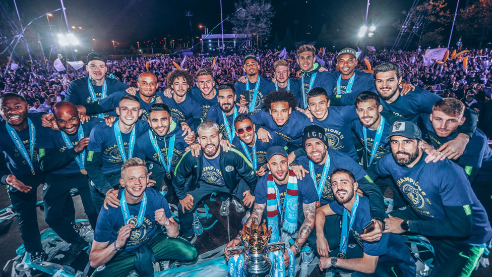 SELFIE TIME : Squad!