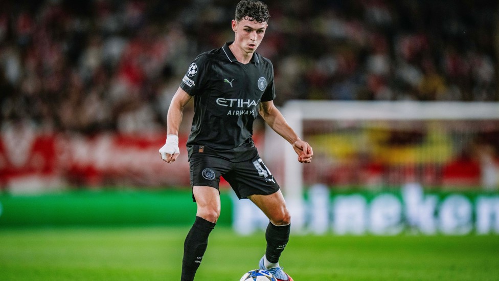 FANTASTIC FODEN : A classy performance from our Phil.