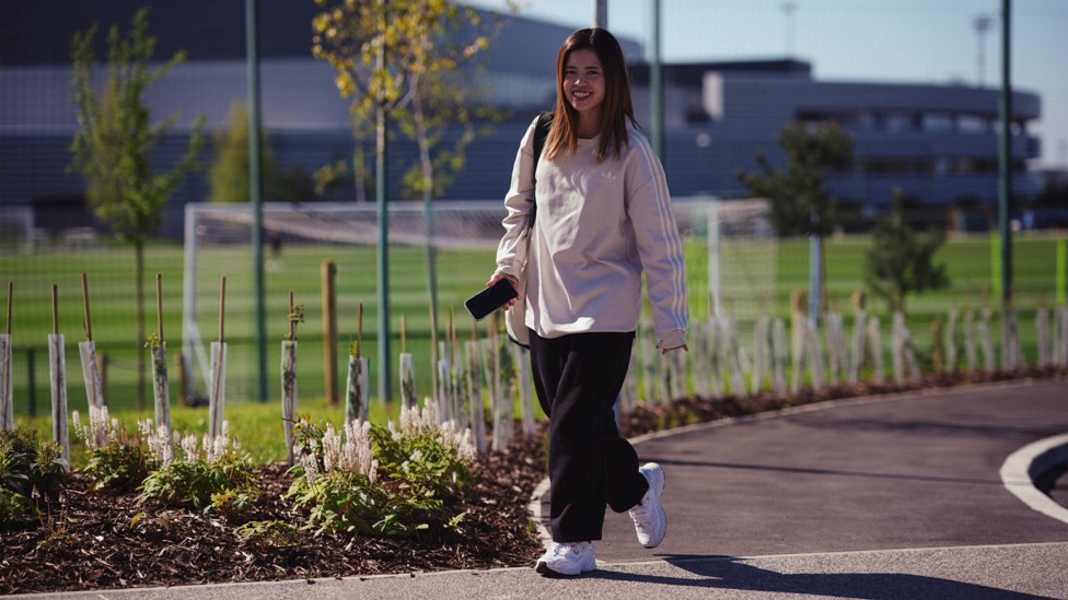 WELCOME BACK! : Yui Hasegawa reporting for duty.