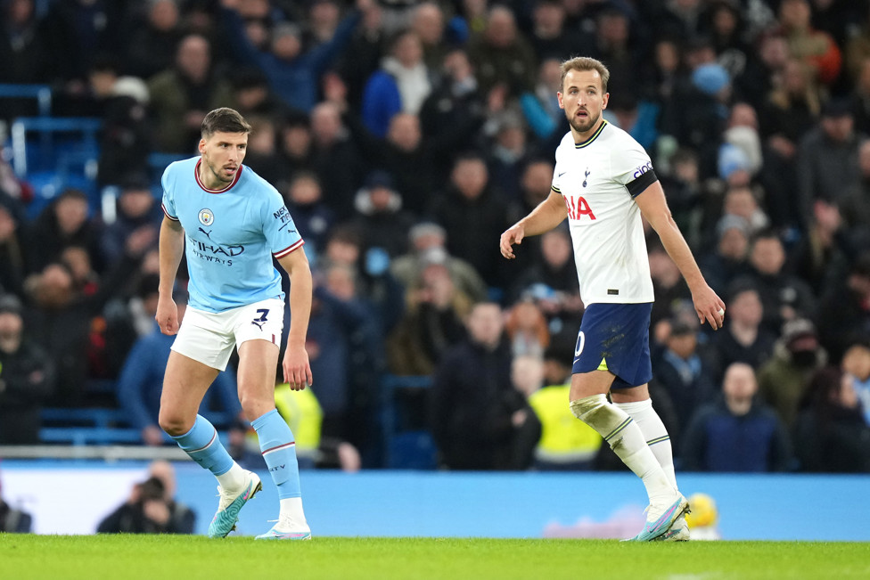 DE VOLTA  : Rúben Dias entrou no fim do jogo contra o Tottenham. 