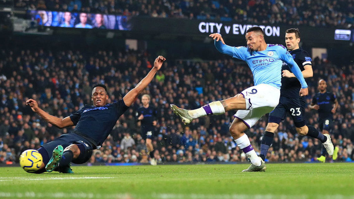 QUICK DOUBLE: Jesus accurately fires in his second of the evening.