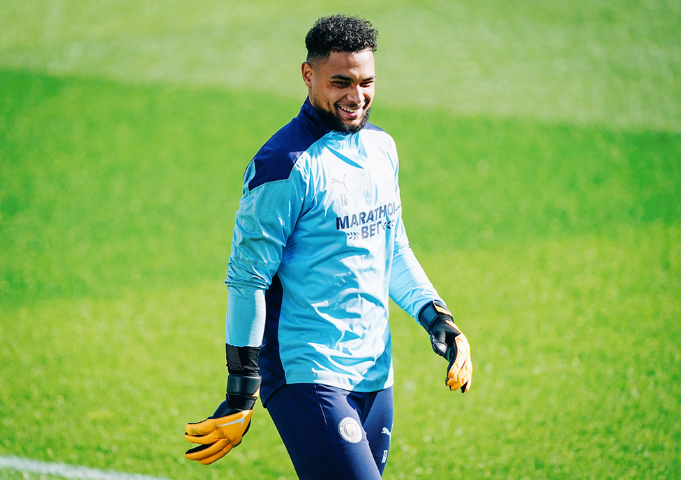 SENYUM ZACK: Zack Steffen terlihat senang kembali bekerja di CFA!