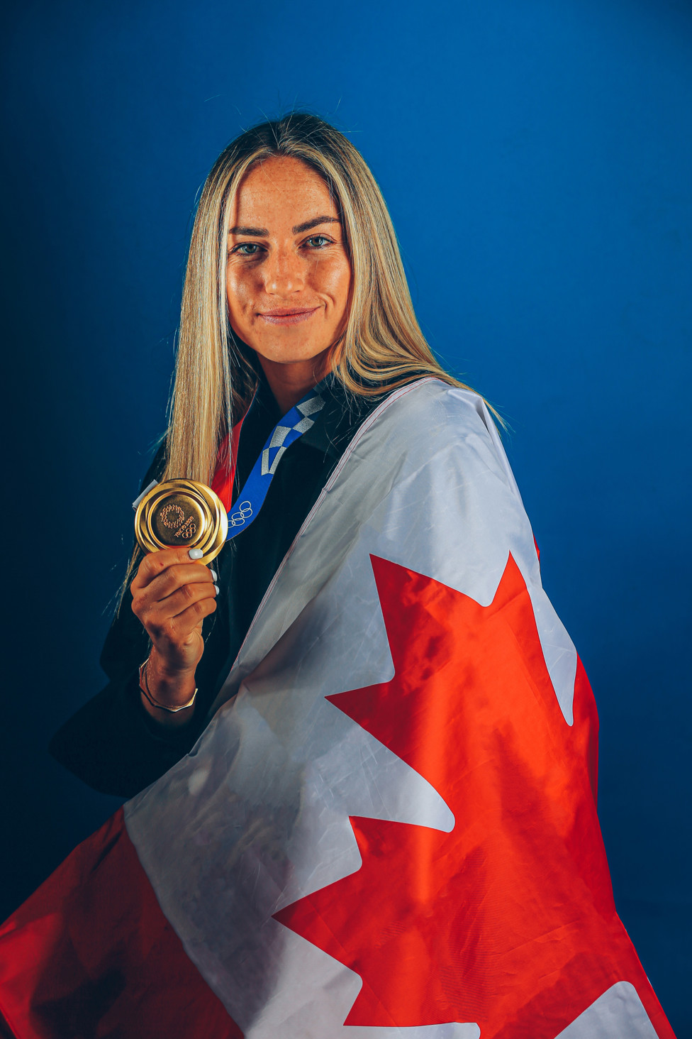 YES, WE CANADA! : Bursting with national pride