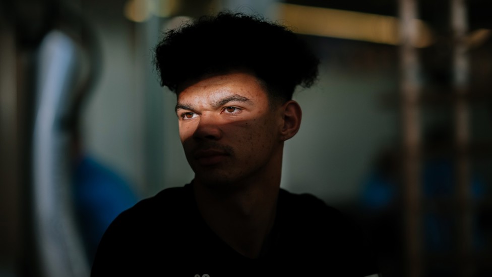 SUNNY DAY : Nico O'Reilly before the session begins