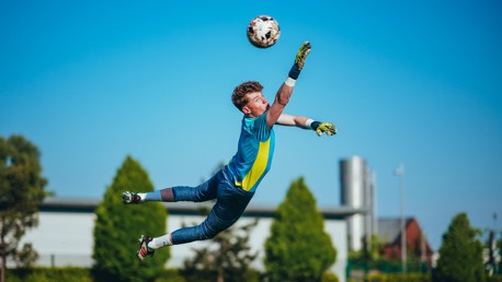 U18 training gallery: Final preparations for FA Youth Cup final