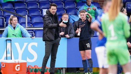 Taylor hails ‘classy’ Weir